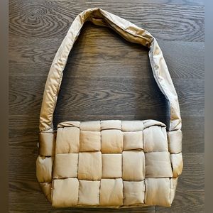 Alex Max Puffer Handbag Beige